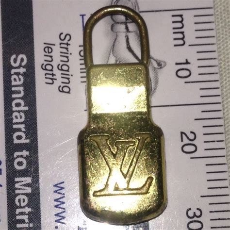 lv zipper repair|louis vuitton replacement zipper pull.